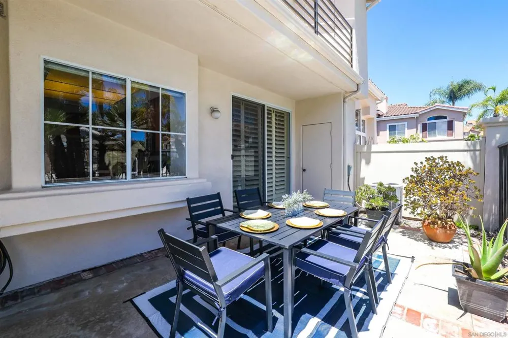 28634 Via Valdez Laguna Niguel, CA 92677