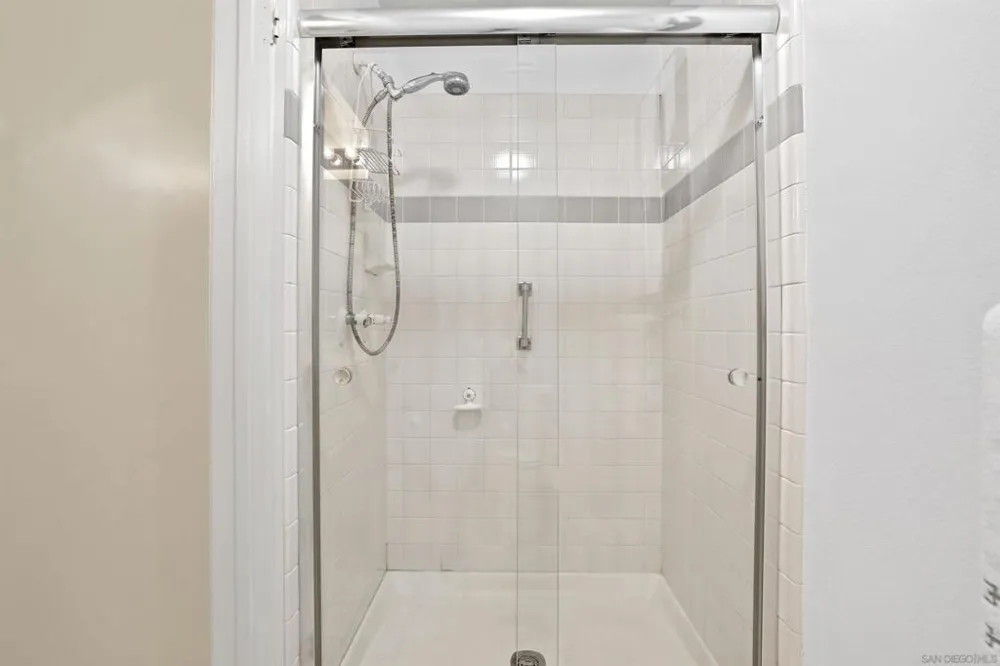 28634 Via Valdez Laguna Niguel, CA 92677
