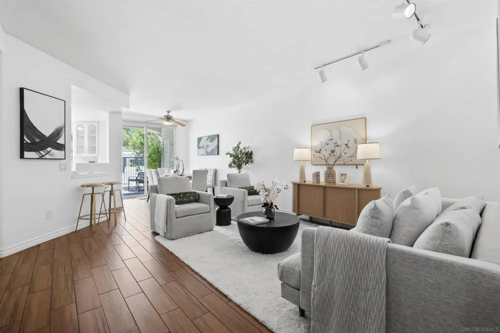 28634 Via Valdez Laguna Niguel, CA 92677