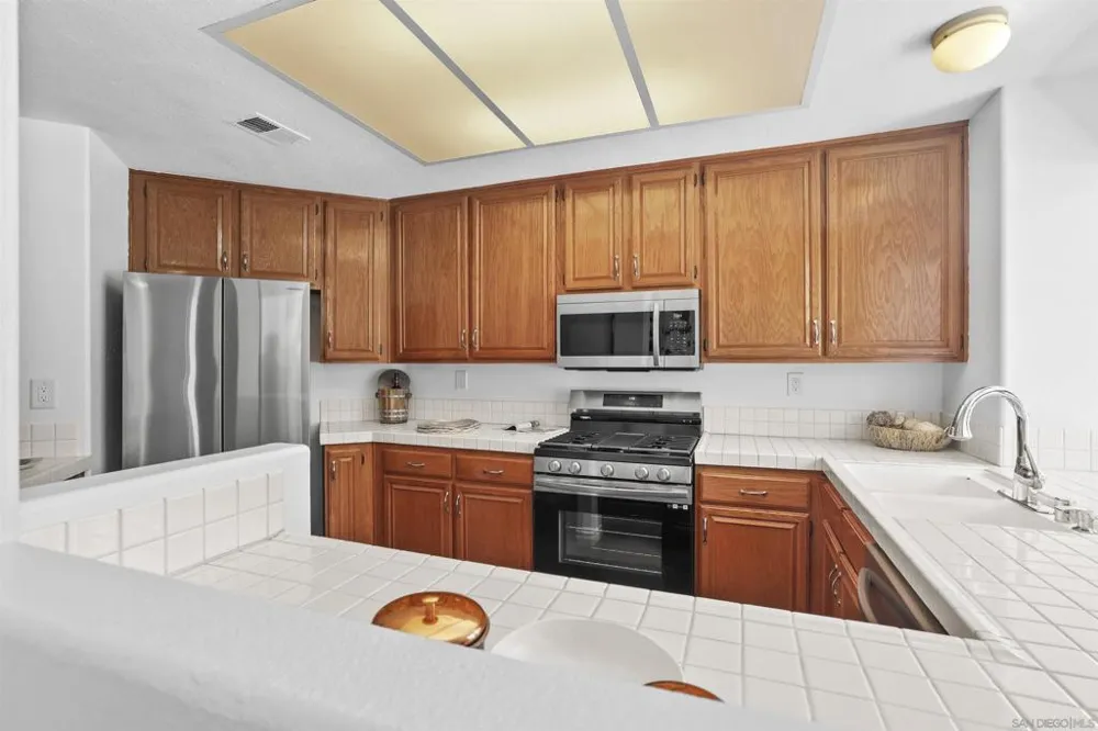 28634 Via Valdez Laguna Niguel, CA 92677