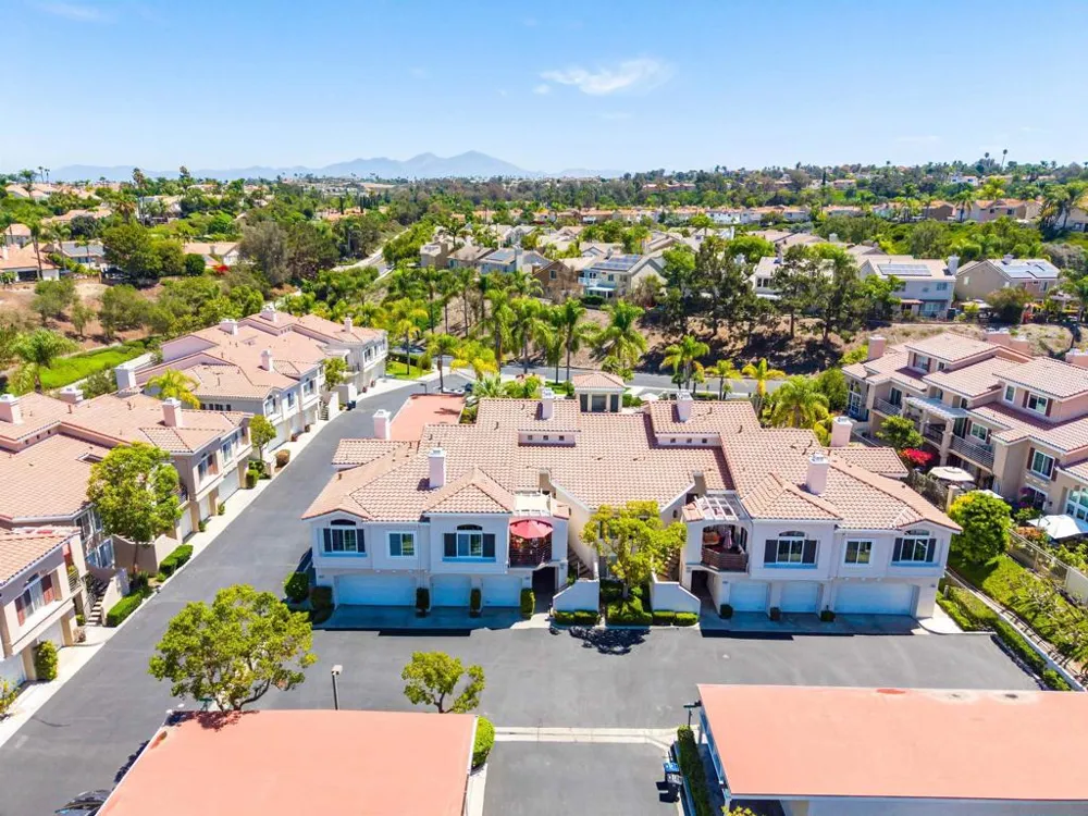 28634 Via Valdez Laguna Niguel, CA 92677