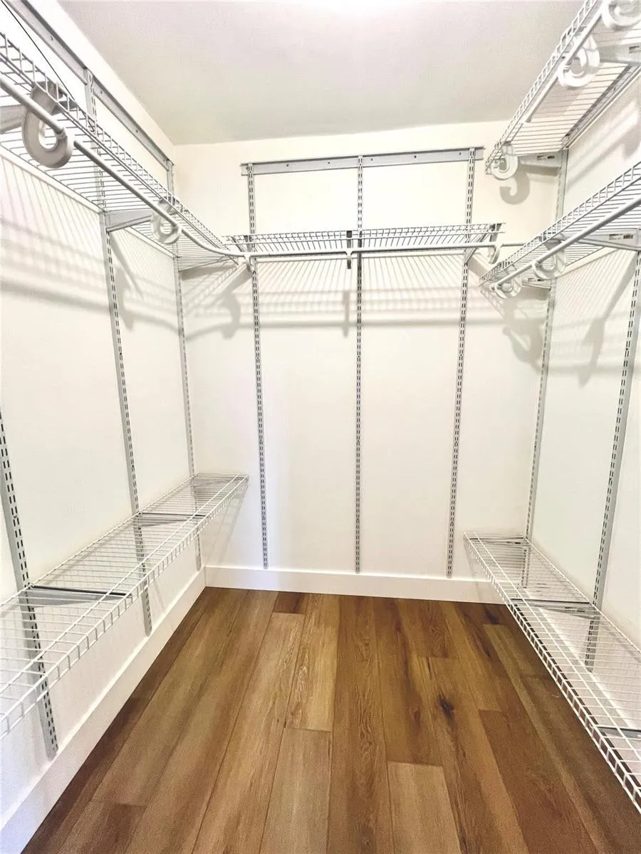 2510 SW 81st Avenue #208 Davie, FL 33324