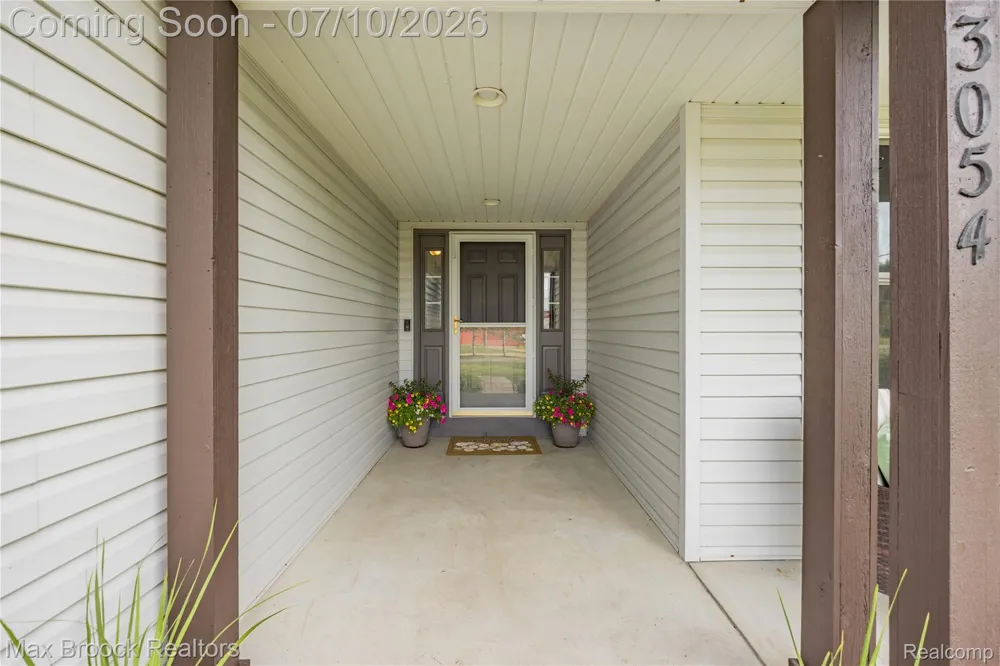 3054 Emery Lane Hadley Township, MI 48455