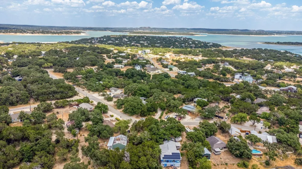1103 Timberlane Canyon Lake, TX 78133