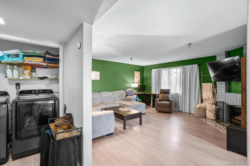 1164 Decker St #Unit A El Cajon, CA 92019