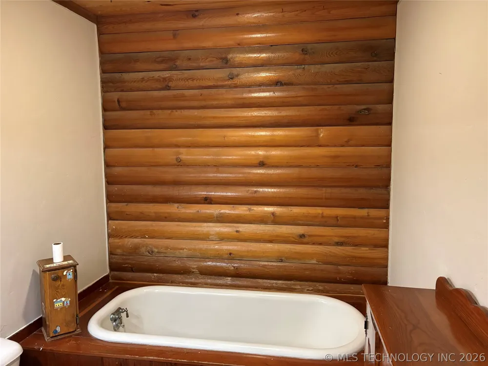 21451 Randolph Bottom Madill, OK 73446