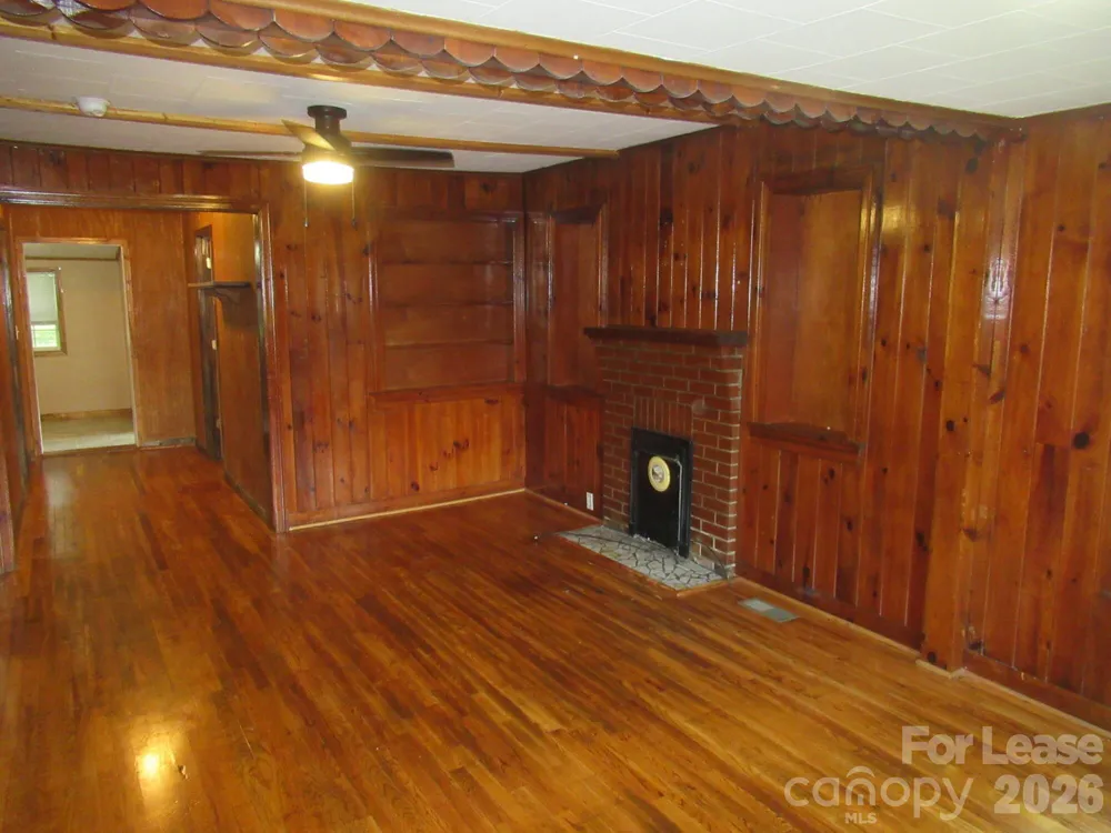 306 W 2nd Street Lincolnton, NC 28092