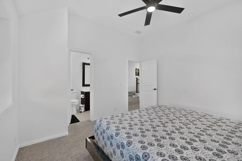 2905 Emerald Trace Drive Denton, TX 76226
