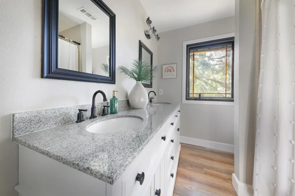 30349 Cool Valley Lane Valley Center, CA 92082