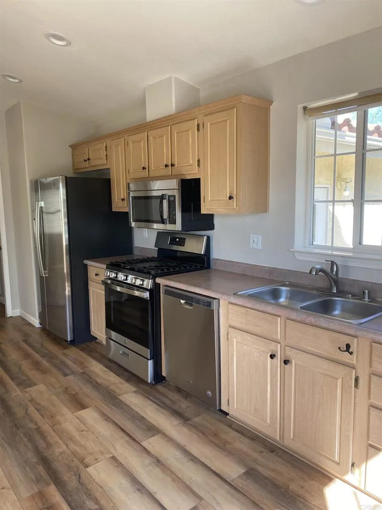 30349 Cool Valley Lane Valley Center, CA 92082