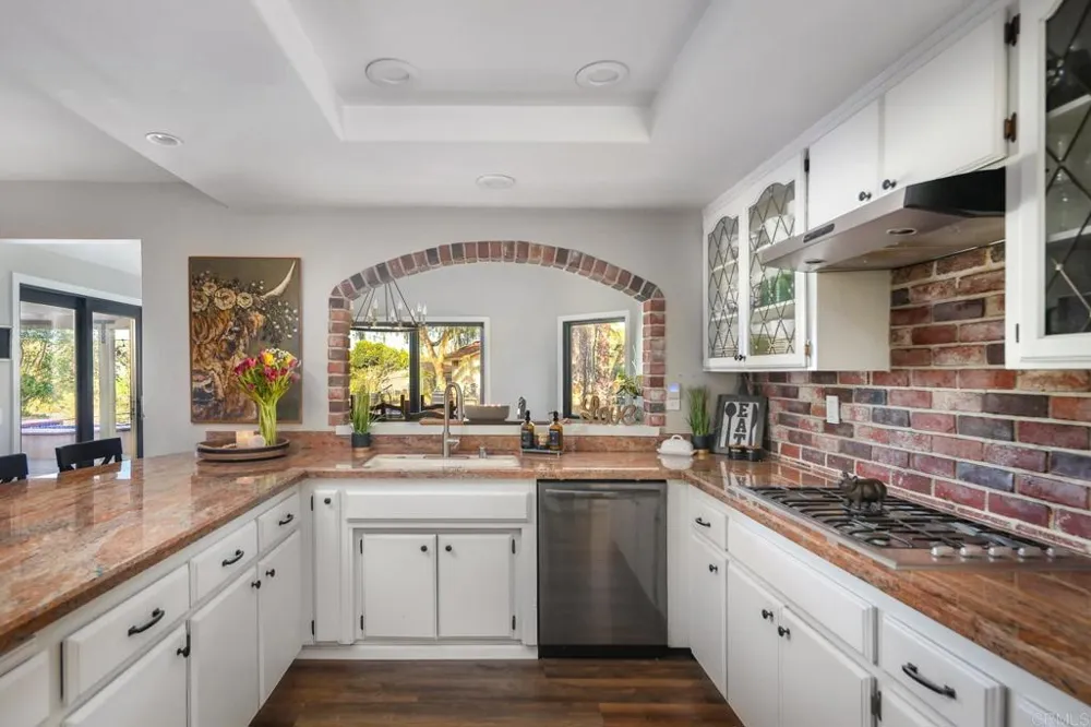 30349 Cool Valley Lane Valley Center, CA 92082