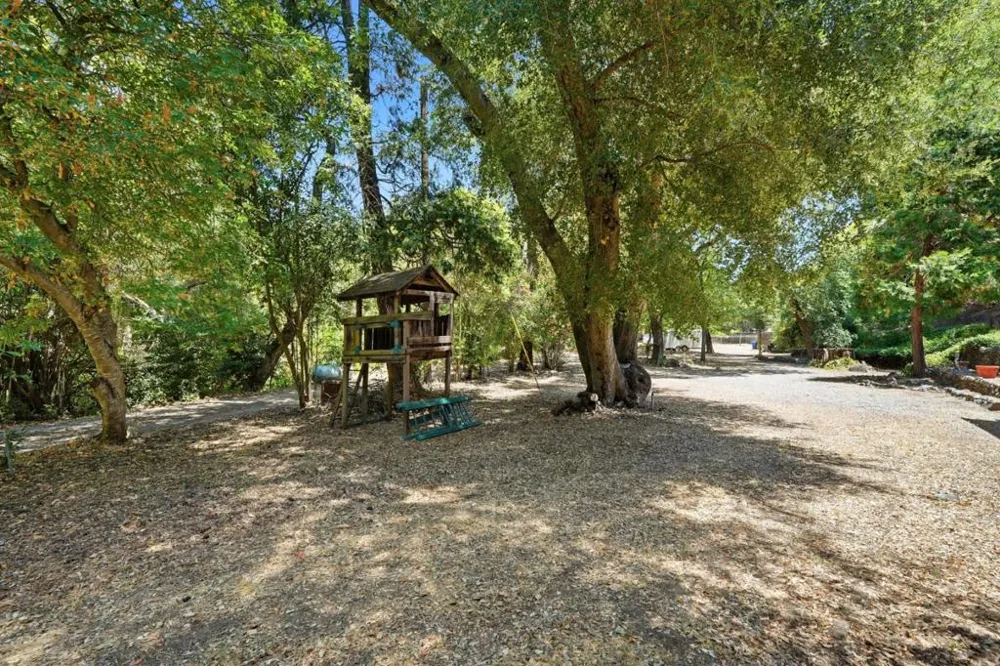 322 Casa Loma Road Morgan Hill, CA 95037