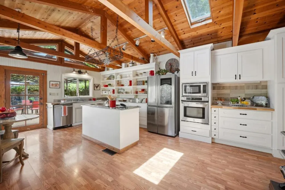 322 Casa Loma Road Morgan Hill, CA 95037