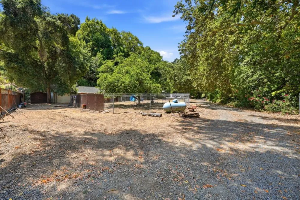 322 Casa Loma Road Morgan Hill, CA 95037