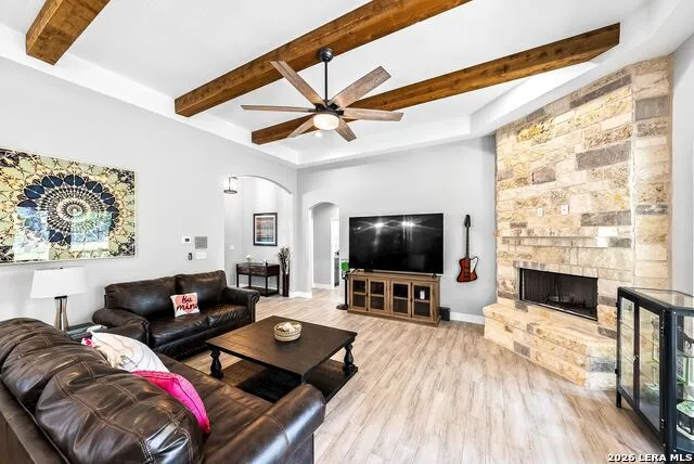 156 Crescent Ridge Adkins, TX 78101
