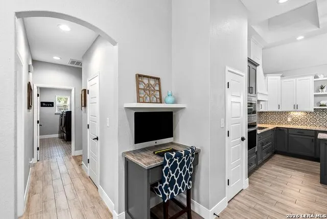 156 Crescent Ridge Adkins, TX 78101
