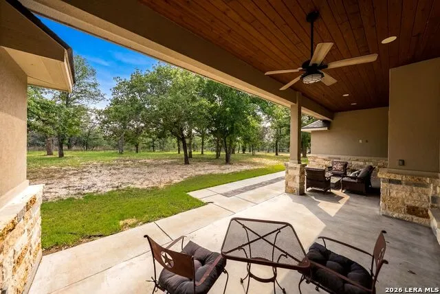 156 Crescent Ridge Adkins, TX 78101
