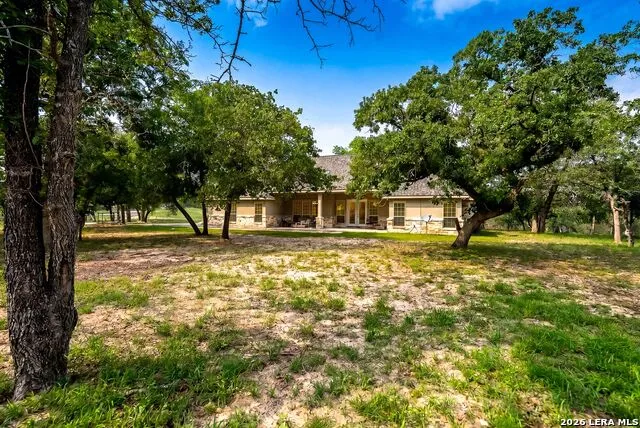 156 Crescent Ridge Adkins, TX 78101