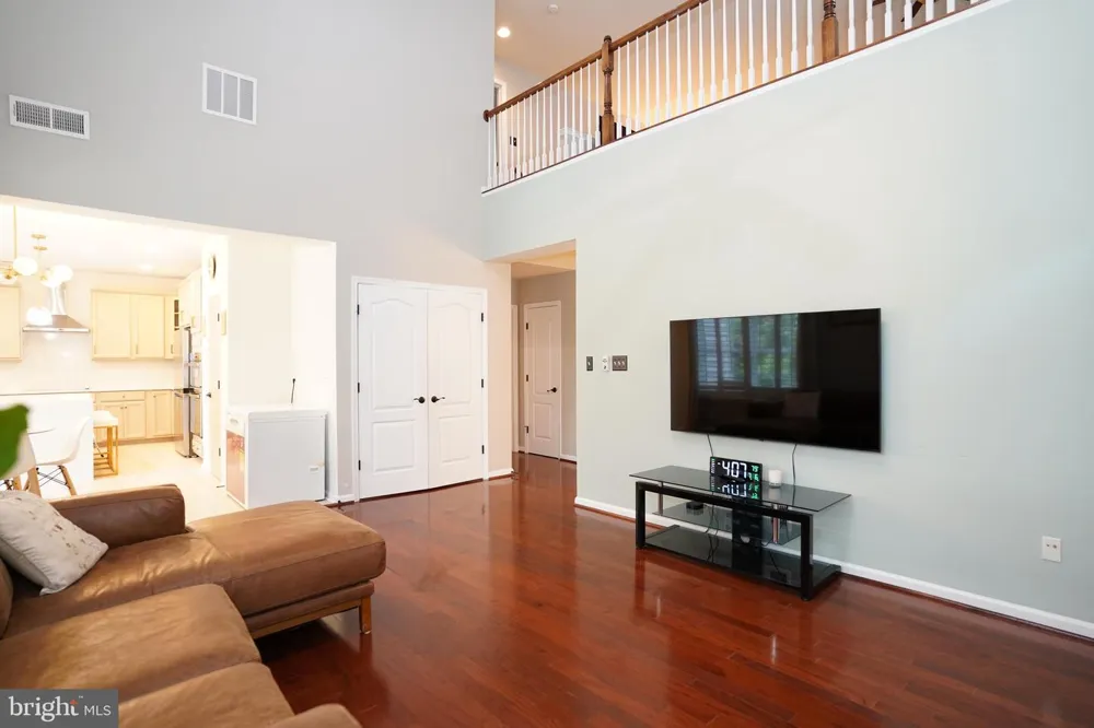 20779 CRESCENT POINTE PLACE Ashburn, VA 20147