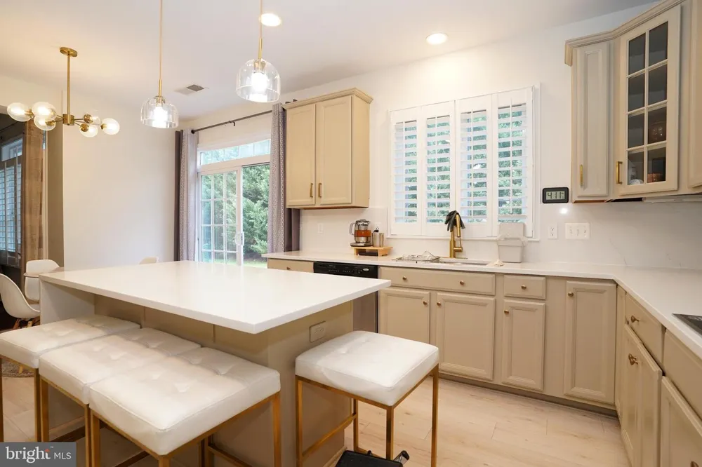 20779 CRESCENT POINTE PLACE Ashburn, VA 20147