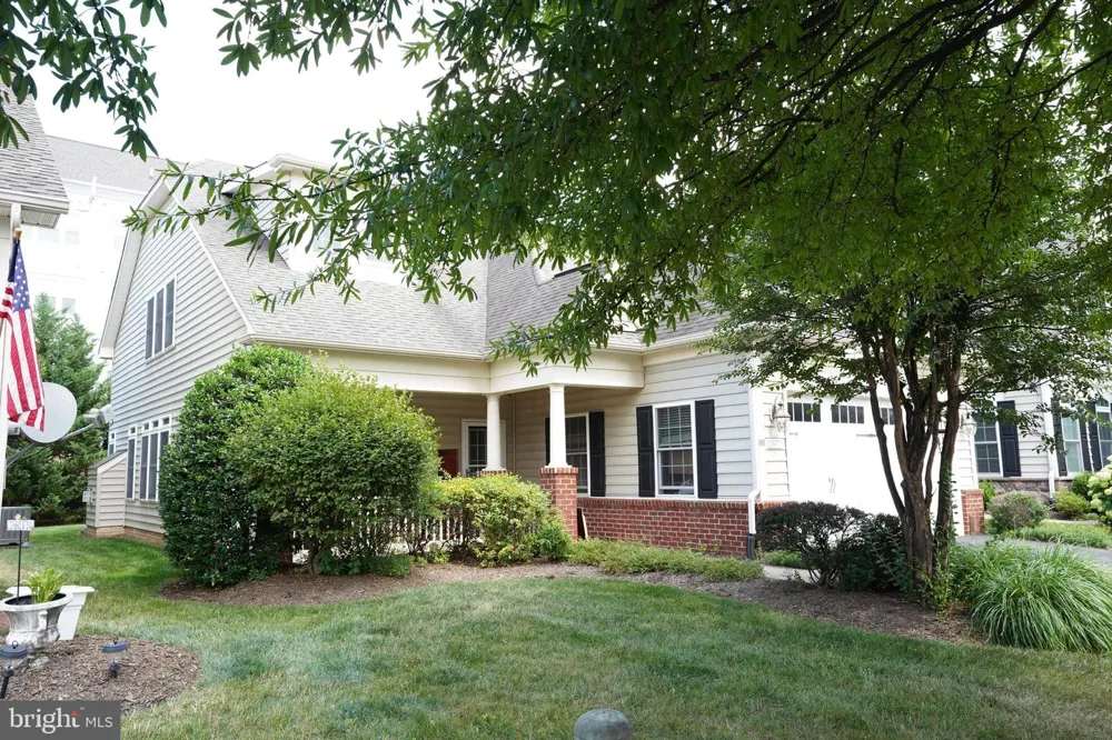 20779 CRESCENT POINTE PLACE Ashburn, VA 20147