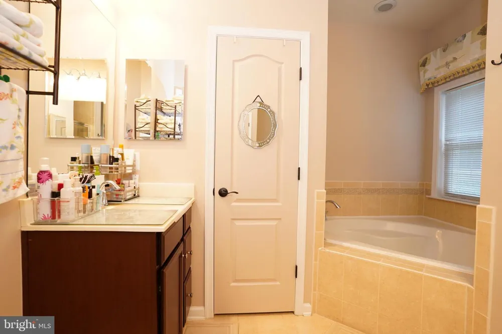 20779 CRESCENT POINTE PLACE Ashburn, VA 20147