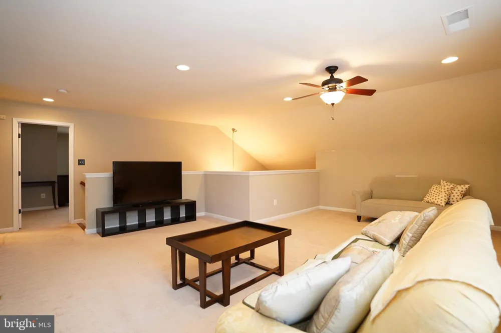 20779 CRESCENT POINTE PLACE Ashburn, VA 20147