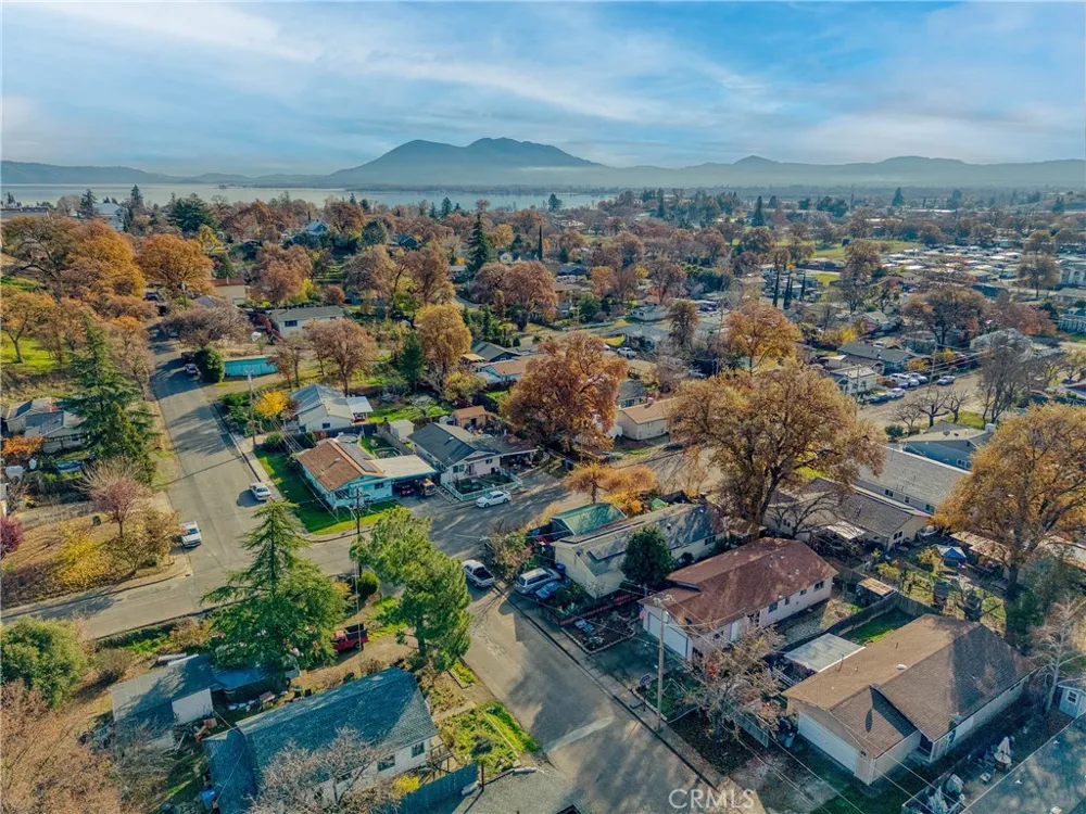 1011 2nd Lakeport, CA 95453