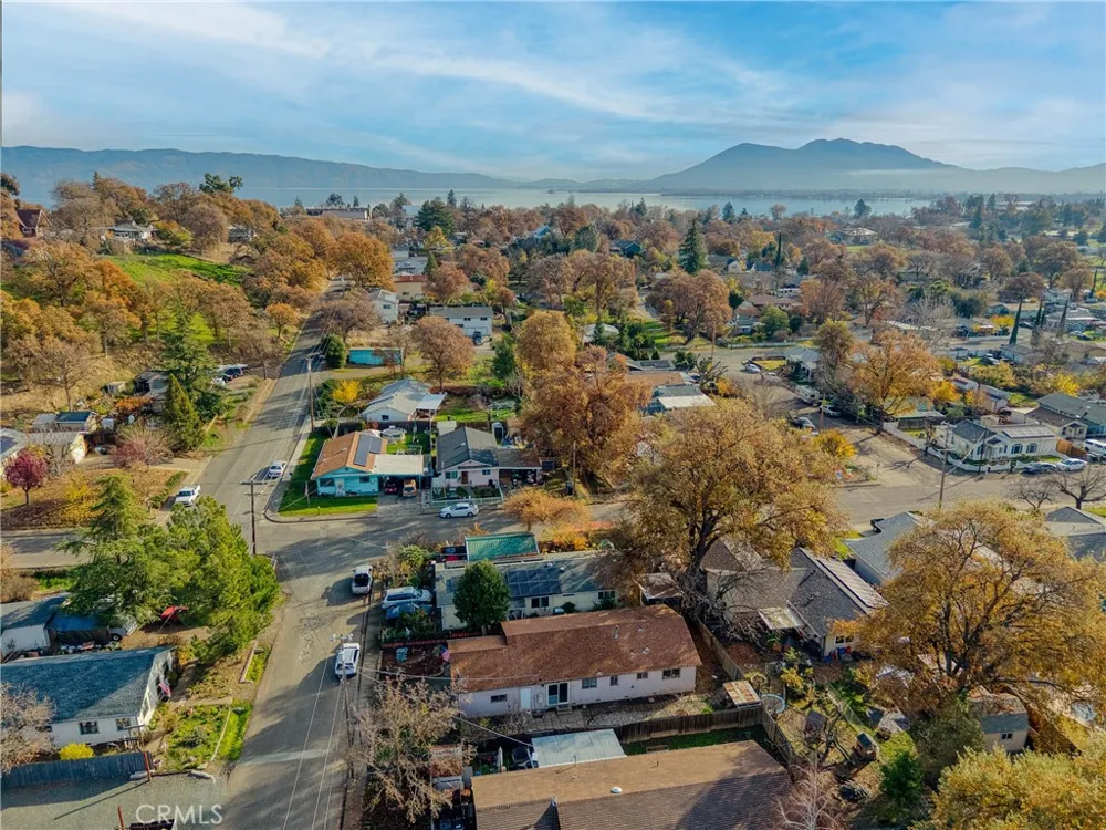 1011 2nd Lakeport, CA 95453