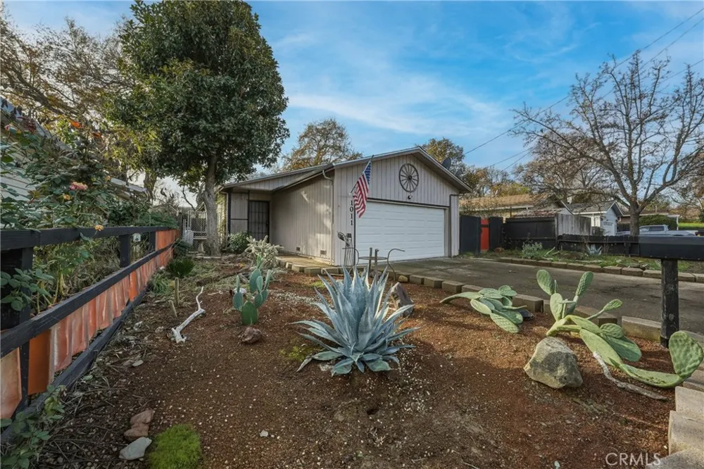 1011 2nd Lakeport, CA 95453