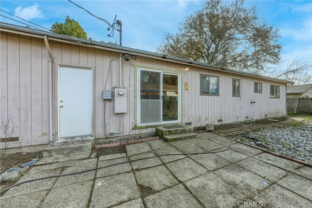 1011 2nd Lakeport, CA 95453