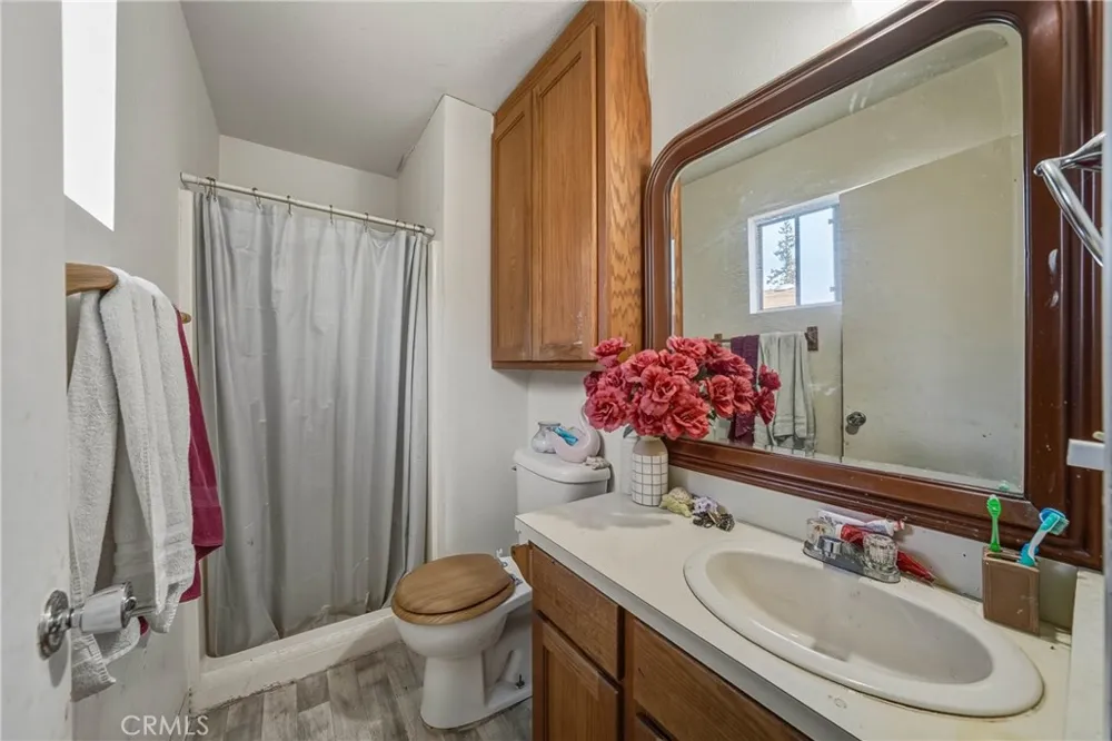 1011 2nd Lakeport, CA 95453