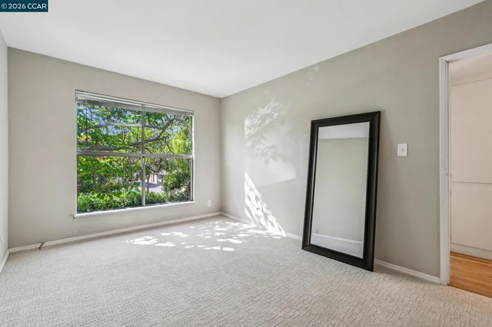 2035 Sierra Rd #4 Concord, CA 94518