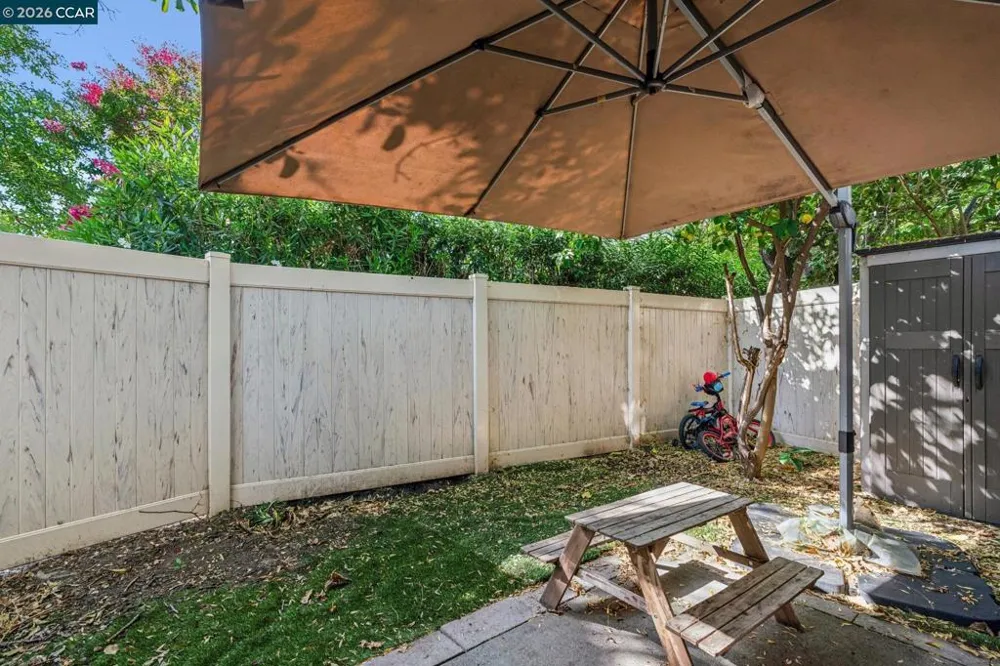 2035 Sierra Rd #4 Concord, CA 94518