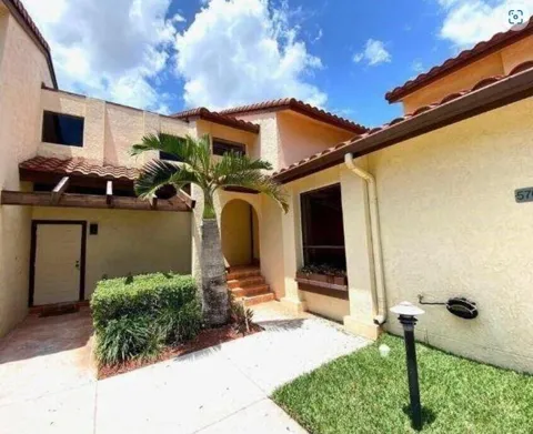 5705 Fox Hollow Drive #B