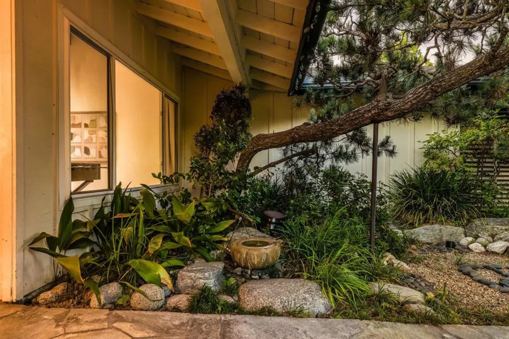 7046 Murray Park Dr San Diego, CA 92119