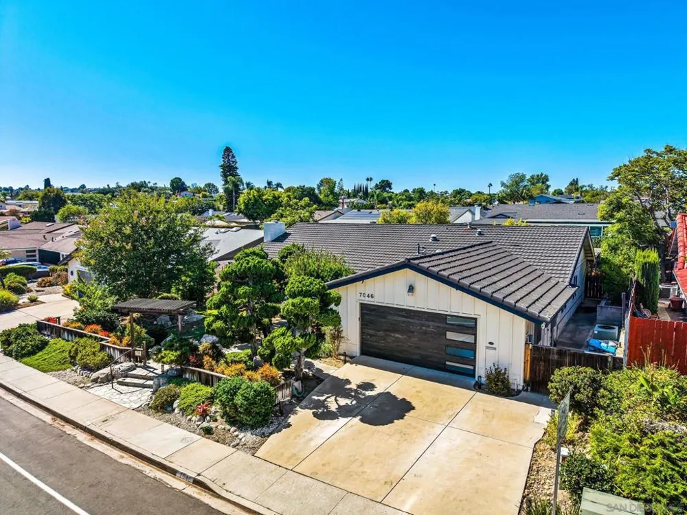 7046 Murray Park Dr San Diego, CA 92119