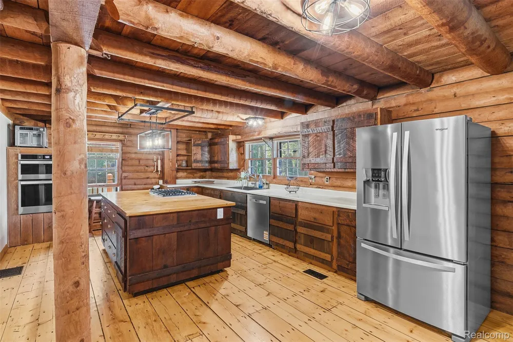 3656 Stanley Road Oregon Township, MI 48421
