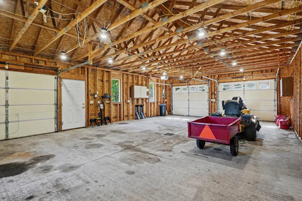 935 S Crawford Road Union Charter Township, MI 48858