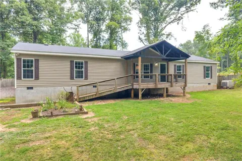 81 Jarrett Lane