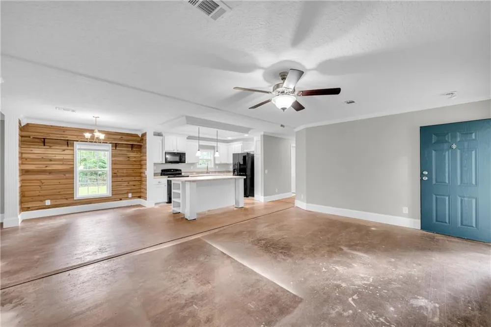 81 Jarrett Lane Gillsville, GA 30543