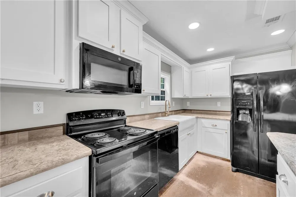 81 Jarrett Lane Gillsville, GA 30543