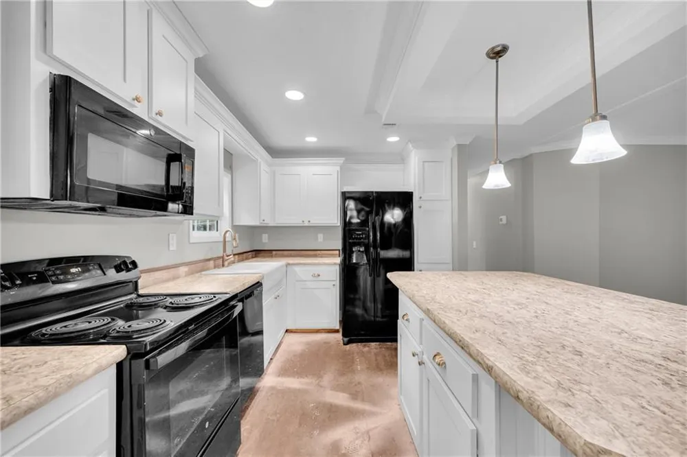 81 Jarrett Lane Gillsville, GA 30543
