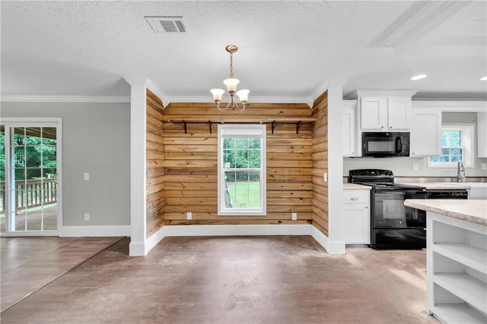 81 Jarrett Lane Gillsville, GA 30543
