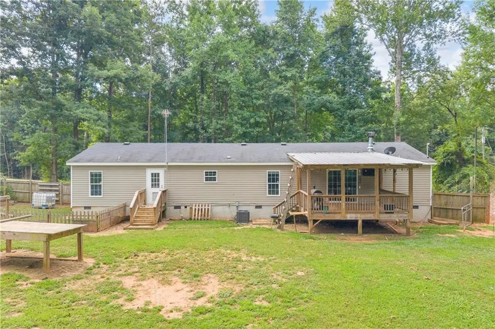 81 Jarrett Lane Gillsville, GA 30543