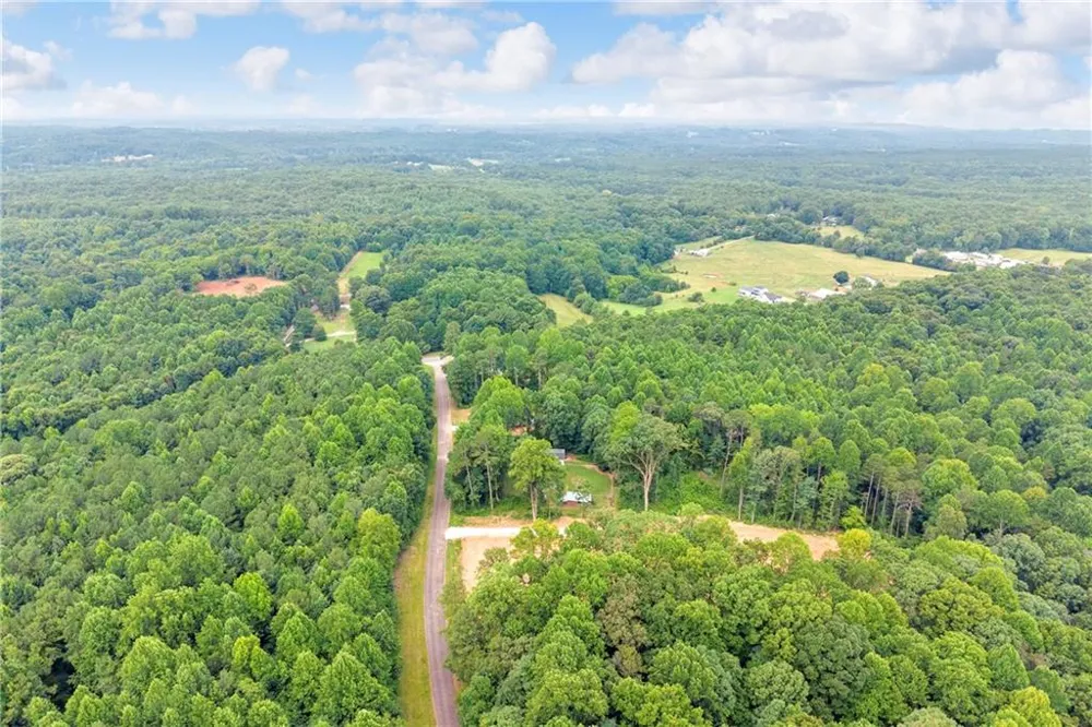 81 Jarrett Lane Gillsville, GA 30543