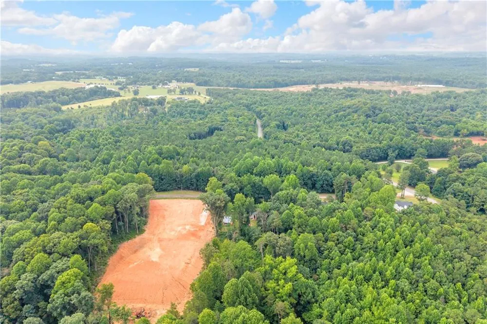 81 Jarrett Lane Gillsville, GA 30543
