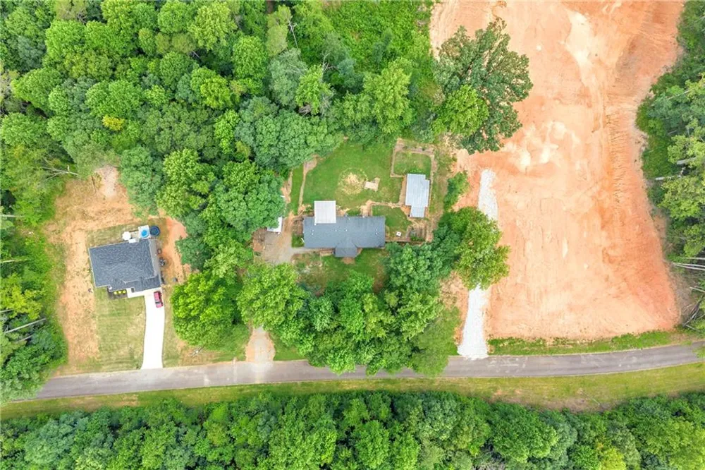 81 Jarrett Lane Gillsville, GA 30543