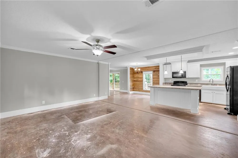 81 Jarrett Lane Gillsville, GA 30543