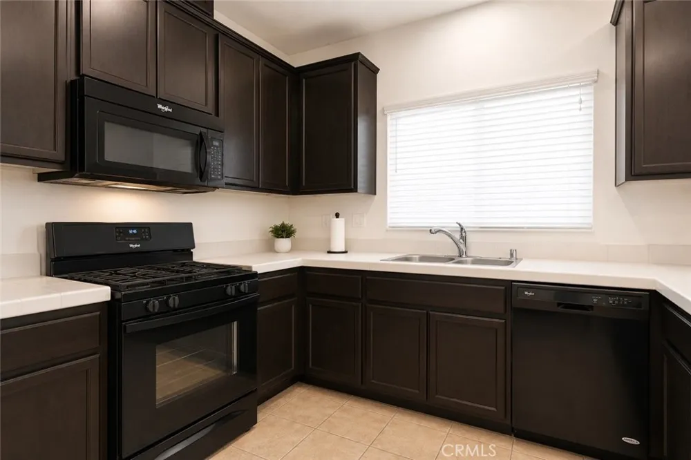 772 Saint Alban Road San Jacinto, CA 92583
